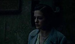 黑衣女人在线观看